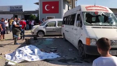 yolcu minibus -  D100’de lastiği patlayan yolcu minibüsü park halindeki araçlara çarptı: 1 ölü, 8 yaralı Videosu