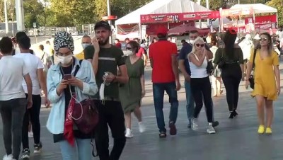 alabalik -  İstiklal Caddesi'nde dikkat çeken bayram yoğunluğu Videosu