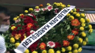 suc orgutu -  Azerbaycanlı suç örgütü liderinin cenazesinde dikkat çeken çelenkler Videosu