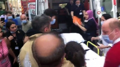 saglik ekibi -  Gaziosmanpaşa'da Özel İstanbul Şafak Hastanesi'nin duvarı çöktü Videosu