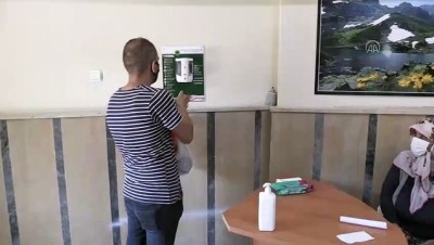 apartman yoneticisi - Rize'de apartman yöneticisi binayı karantinaya aldı Videosu