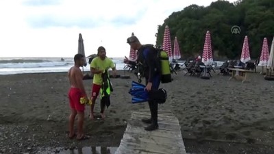saglik ekipleri - Serinlemek için denize giren genç gözden kayboldu - ORDU Videosu