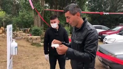 isaf -  Damattan davetlilere maske ve dezenfektan ikramı Videosu