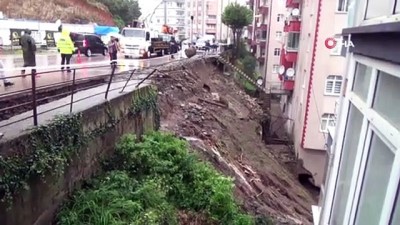 istinat duvari -  Giresun’da şiddetli yağış nedeniyle istinat duvarı çöktü Videosu