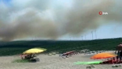 makilik alan -  İzmir’de makilik alandaki yangına havadan ve karadan müdahale ediliyor Videosu