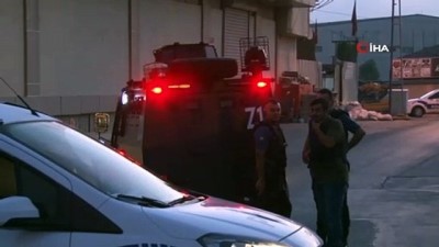 hirsiz -  Ümraniye’de hareketli dakikalar... Uzun namlulu silahlarla hırsızlık ihbarı polisi harekete geçirdi Videosu