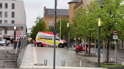 ozel ambulans - Zehirlendiği şüphelenen Navalnıy Almanya’da bir hastaneye nakledildi - BERLİN Videosu