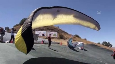 Ali Dağı Yamaç Paraşütü Türkiye Mesafe Şampiyonası, Kayseri'de başladı