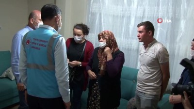  Bakan Kurum sözünü tuttu, eşi kaybolan kadını yeni evinde ziyaret etti