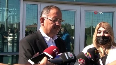 ust gecit - Berna Gözbaşı: “Transfer tahtamızda bir sorun yok” Videosu