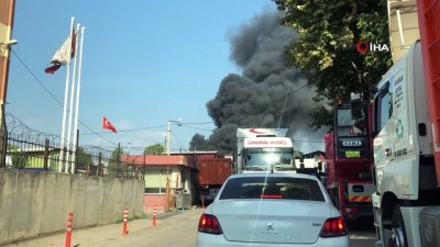   Bursa'da geri dönüşüm tesisinde büyük yangın
