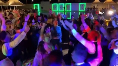 semptom -  Bursa’da üç düğünde 42 kişi korona virüse yakalandı Videosu