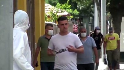 sivil toplum - Maske takmayanların önüne sedye ile çıkarak farkındalık oluşturmaya çalıştılar - KONYA Videosu