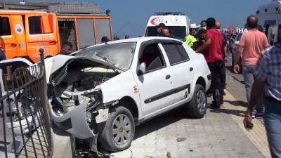 korkuluk -  3 kişilik ailenin aracı korkuluklara saplandı Videosu