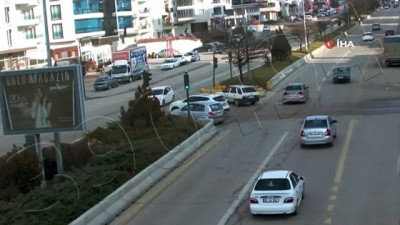 dikkatsiz surucu -  Kırıkkale'de dikkatsiz sürücünün kaza anı kamerada Videosu