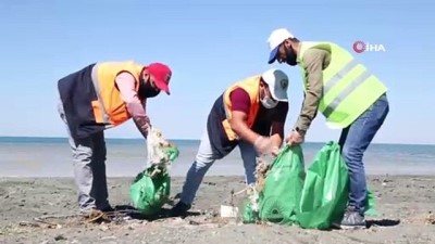  Van Büyükşehir fidanlık sahilinde 28 ton çöp topladı