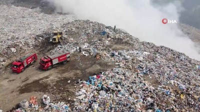 efes -  Çöplükte çıkan yangın sonrası şehri duman kapladı Videosu