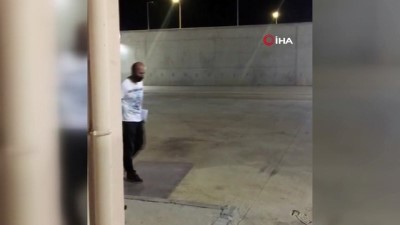  Eşini silah çantasıyla kovalayan koca yakalandı