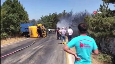 ormana -  Trafik kazası orman yangınına sebep oldu Videosu