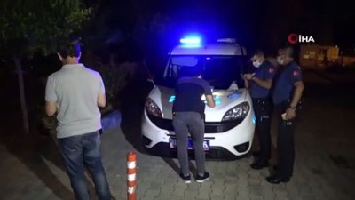 polis ekipleri -  Antalya’da Konyaaltı sahilinde erkek cesedi bulundu Videosu