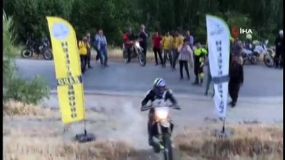 adrenalin - Kahramanmaraş’ta motor yarışları nefes kesti Videosu