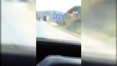 tehlikeli yolculuk -  Kamyon kasasında tehlikeli yolculuk Videosu