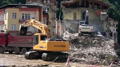 kamu lojmanlari -  Selden zarar gören Dereli’de 2’si kamu binası olmak üzere 15 binanın yıkımı gerçekleştirildi Videosu