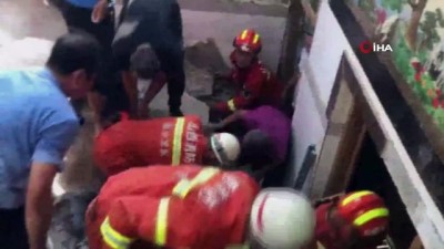  - Çin'de restoran çöktü: 13 ölü