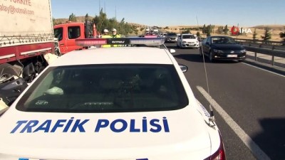 gurbetci -  Gurbetçi aile Ankara-Konya yolunda park halindeki tıra çarptı: 5 ölü Videosu