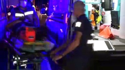 tem otoyolu -  TEM otoyolunda tır kamyona arkadan çarptı: 1 yaralı Videosu