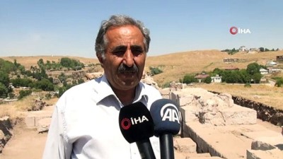 milat -  Ahlat’taki kazılar tarihe ışık tutuyor Videosu