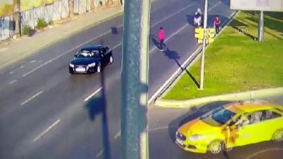 kirkoy - Cam silme bahanesiyle gasp girişiminde bulunan 3 kişi yakalandı - İSTANBUL Videosu