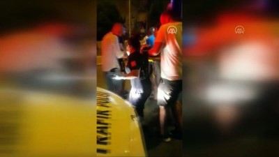 kopek - Kuşadası'nda meydana gelen iki ayrı kazada biri ağır 2 kişi yaralandı - AYDIN Videosu