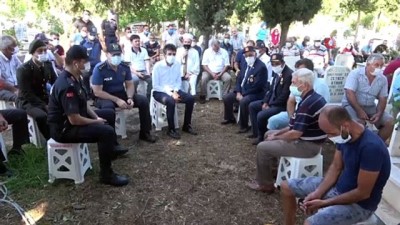 parmak -  Kıbrıs Gazisi Mehmet Sarı, Mersin'de son yolculuğuna uğurlandı Videosu