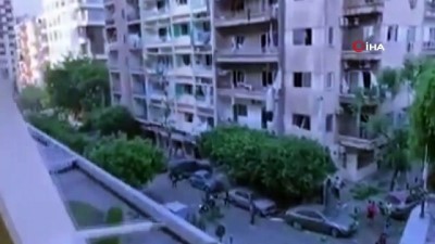 saglik gorevlisi -  - Lübnan'daki cami ve hastanede büyük hasar
- Patlama anı alışveriş merkezinin kamerasına yansıdı Videosu
