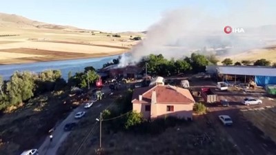 guvenli bolge -  Mandırada çıkan yangında bir ev kullanılamaz hale geldi Videosu