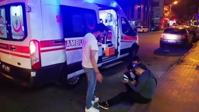 ilk mudahale -  Yayaya çarpmamak için manevra yapan motosiklet devrildi: 1 yaralı Videosu