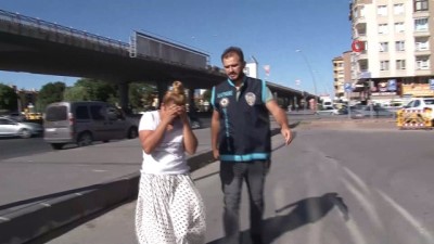  Altın ve bebek kıyafeti hırsızı kadın güvenlik kamerasını böyle kırdı