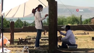 mezar taslari -  Tarihi mezar taşlarının dili çözülüyor Videosu