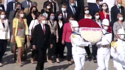 kabir ziyareti -  Kılıçdaroğlu, yeniden genel başkan seçilmesinin ardından Anıtkabir’i ziyaret etti Videosu
