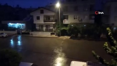  Didim'de Ağustos yağmuru etkili oldu