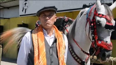 savas ve baris -  30 yıllık uzun yol şoförü trafikte yaşadığı stresi atlarla üzerinden atıyor Videosu