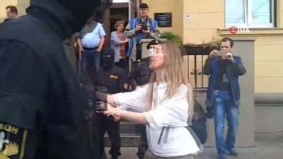 gozalti islemi -  - Belarus'ta bu kez öğrenciler sokağa çıktı
- Polis, öğrencilere müdahale bulundu Videosu
