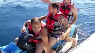 nani -  Çeşme açıklarında 40 düzensiz göçmen kurtarıldı Videosu