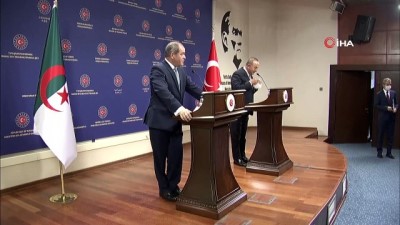  Dışişleri Bakanı Çavuşoğlu, Cezayir Dışişleri Bakanı Sabri Boukadoum ile ortak basın toplantısı düzenledi