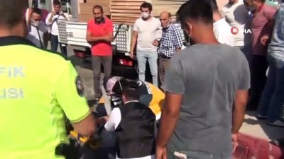 motosiklet surucusu -  Motosiklet sürücüsü ölümden döndü, o anlar kameraya böyle yansıdı Videosu