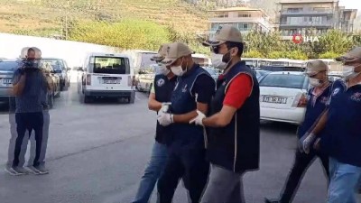 bombali saldiri -  Hatay'ın Reyhanlı ilçesinde 7 yıl önce 53 kişinin hayatını kaybettiği iki ayrı bombalı saldırının sorumlularından Ercan Bayat adliyeye sevk edildi. Videosu