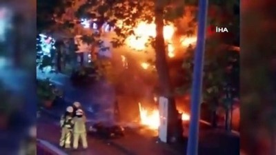  Bursa'da dönerci dükkanı alev alev böyle yandı
