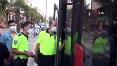 polis noktasi -  Maske takmayan yolcuya öyle bir şey yaptı ki... Videosu