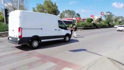 polis ekipleri -  Ölümün kıyısından son anda böyle aldılar Videosu